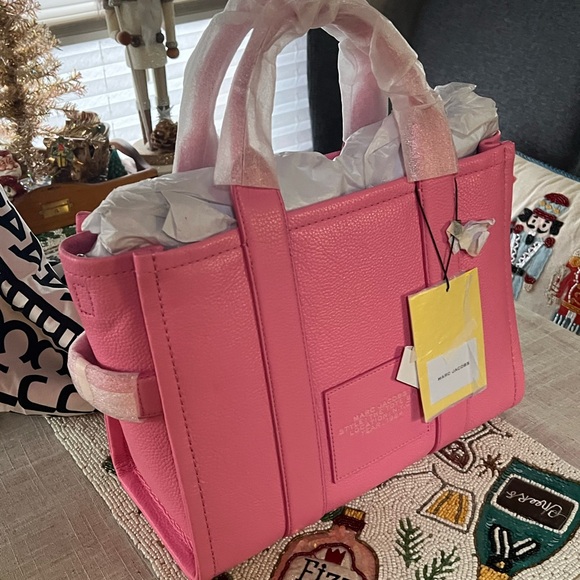 SMALL Marc Jacobs Petite Pink Tote Bag with Textured Leather & Detach Strap - Picture 5 of 13